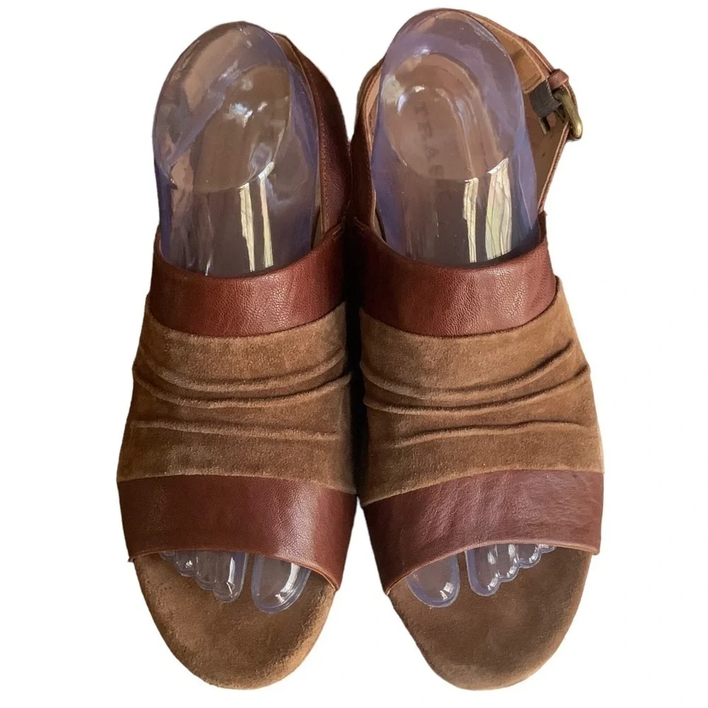 Trask Sundance Shari Suede Leather Made in Brazil Platform Wedge Cognac  Sz 10